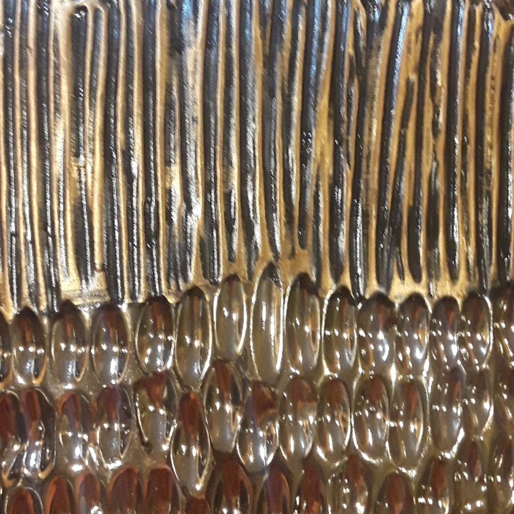 Beautiful Copper Brown Flower Vase - Picture 4 of 4